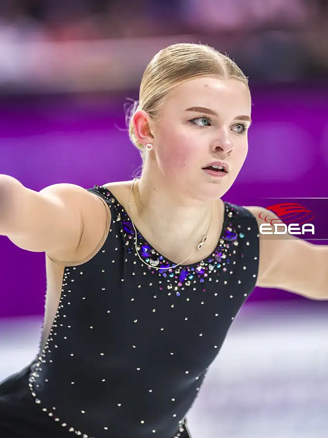 Ice Gallery Skates U.S.